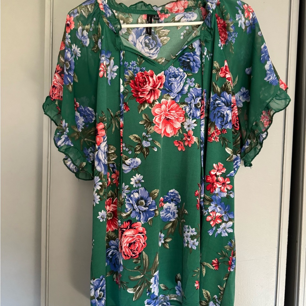 Vibrant Floral Green Blouse 3x